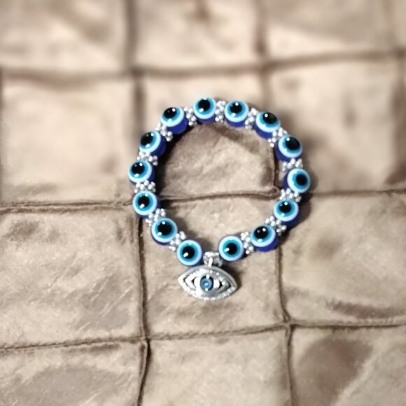Evil Eye Blue Beaded Charm Bracelet for Protection and Blessing Stretchable Luck - Picture 13 of 16